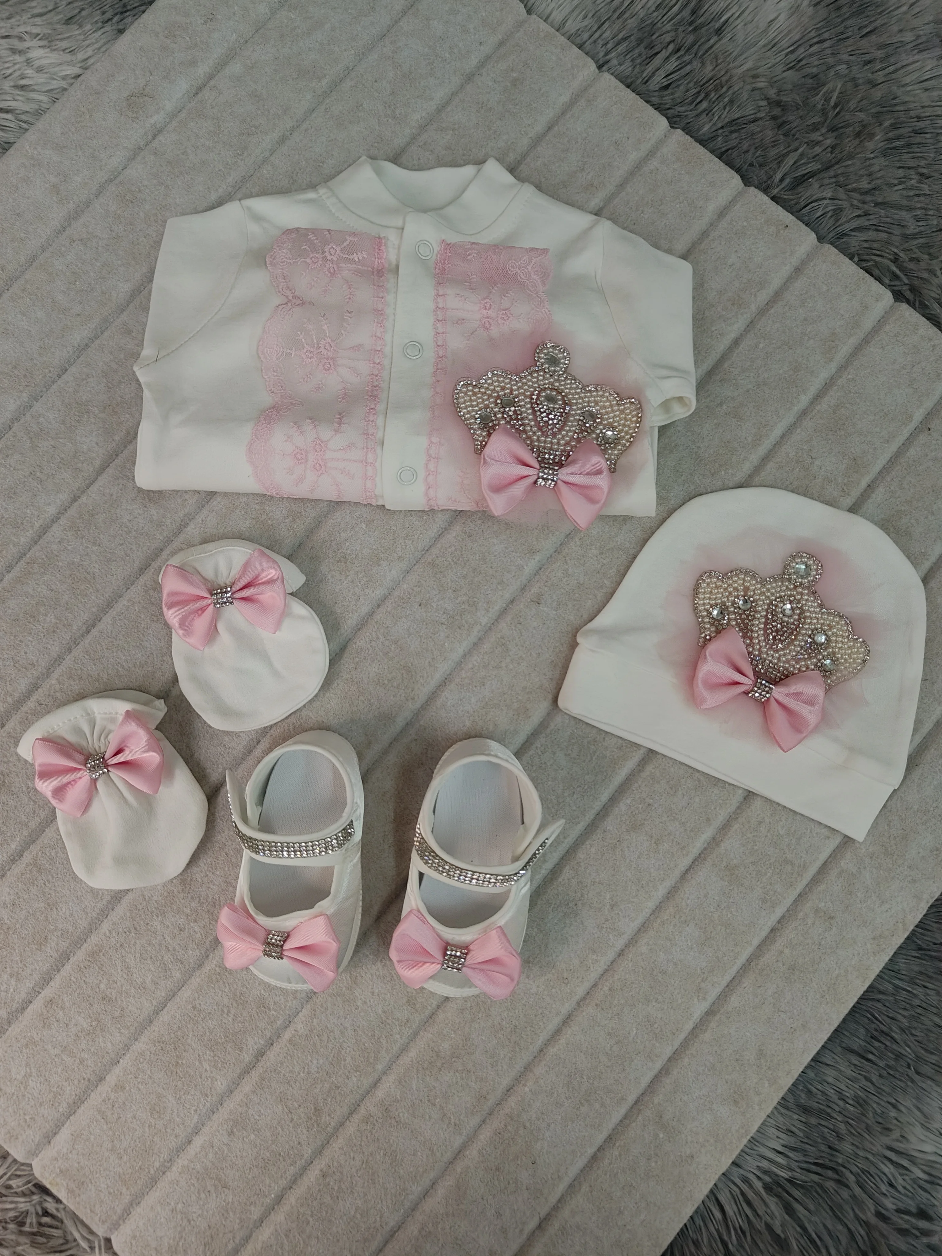 Sweet 4Pcs Baby Girl Romper Set Soft Breathable Cotton Pink Lace Bow Newborn 0-9 Months Daily Wear