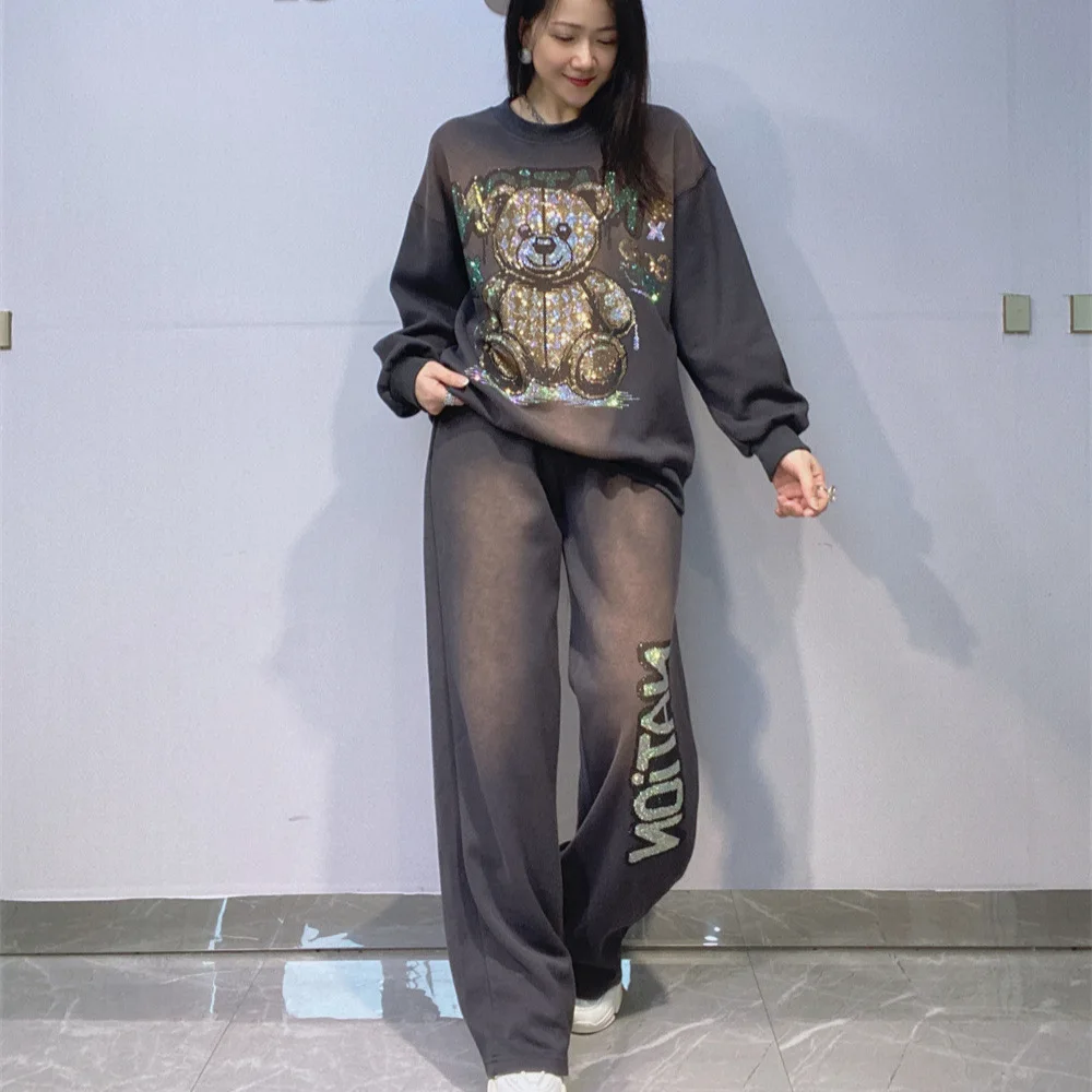 Oversized Two Piece Sets Womens Outifits Cartoon Bear Diamonds Casual O Neck Loose Tops and Pants Knitting Women Black Tracksuit