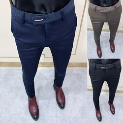 Pantalones de traje a rayas para hombre, pantalones de vestir ajustados, pantalones de fiesta de oficina, pantalones formales informales de negocios, ropa de primavera, 2024