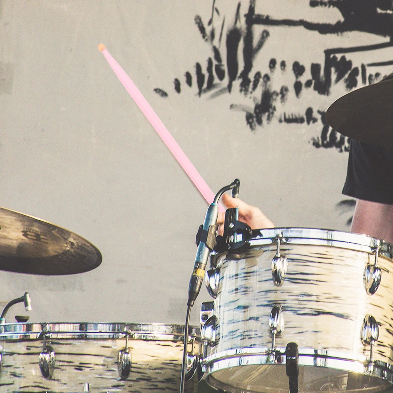 

2Pairs Drum Stick Maple Wood Lightweight Comfortable Grip Percussion Instrument Sticks Suitable for All Drum Styles Beginners