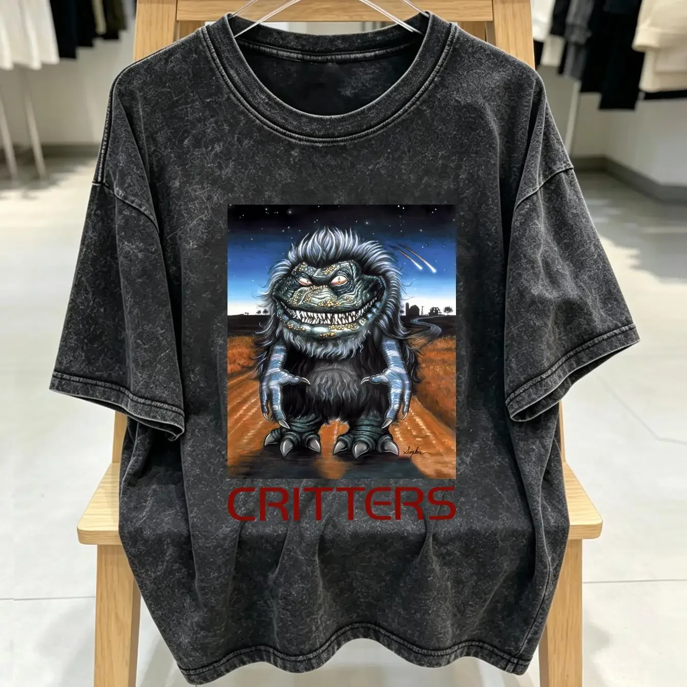 washed T Shirt CRITTERS 1986 VINTAGE ORIGINAL VIDEO PROMOTIONAL ITEM HORROR FILM Goods long or short sleeves vintage Washed