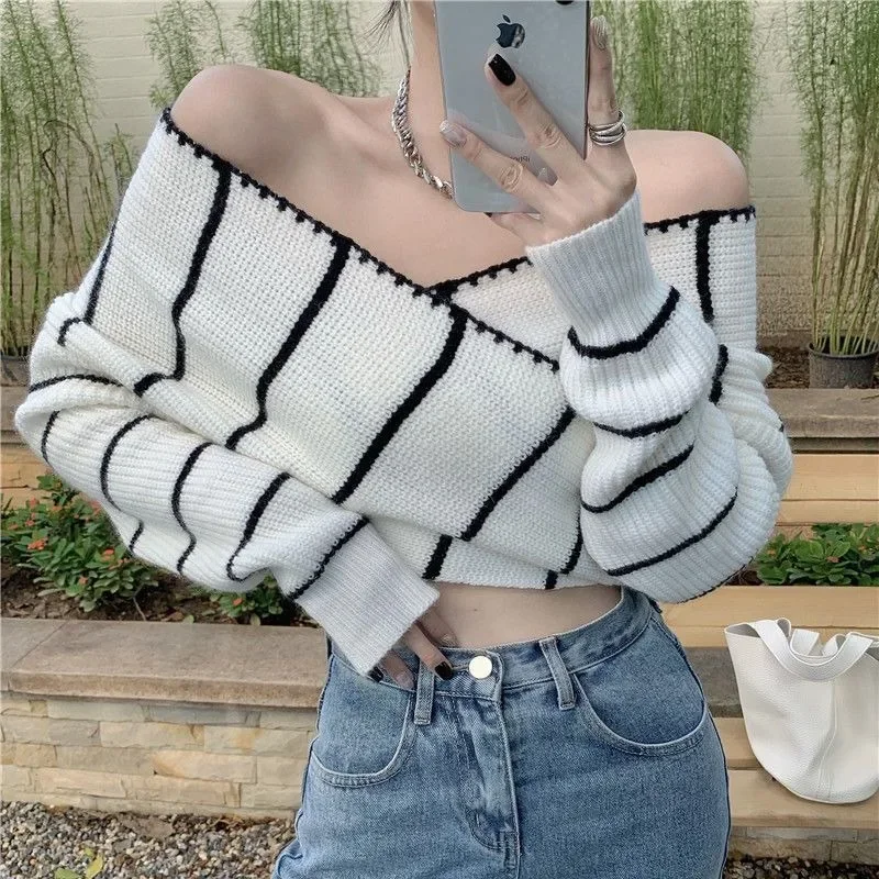 Off Shoulder Gestreepte Trui Koreaanse Mode Gebreide Truien Slanke Sexy Gyaru V-Hals Pullovers Elegante Vrouwelijke Trui Retro