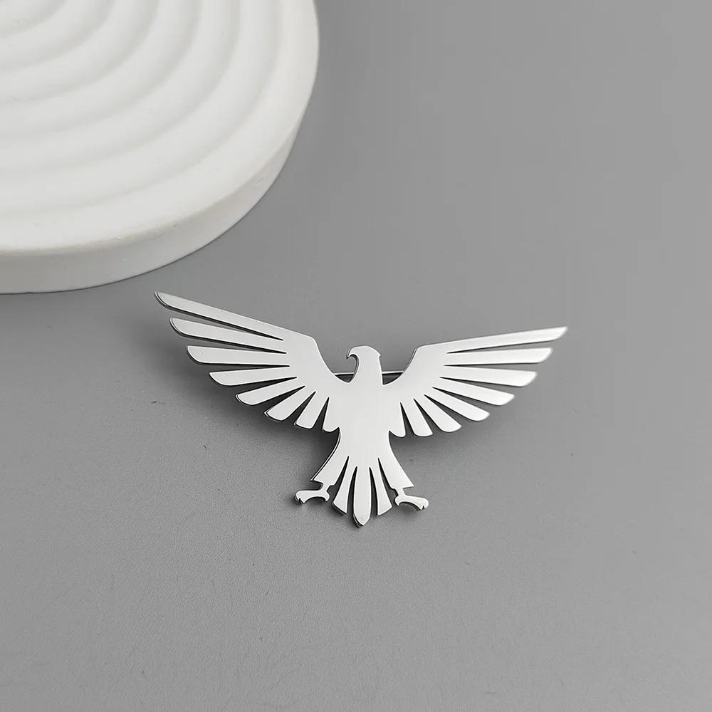 بروش على شكل نسر مجوف من الفولاذ المقاوم للصدأ مطلي بالذهب عيار 18 قيراط، وإكسسوارات البدلة السوداء، ومجموعة مطابقة لحفلات الزفاف