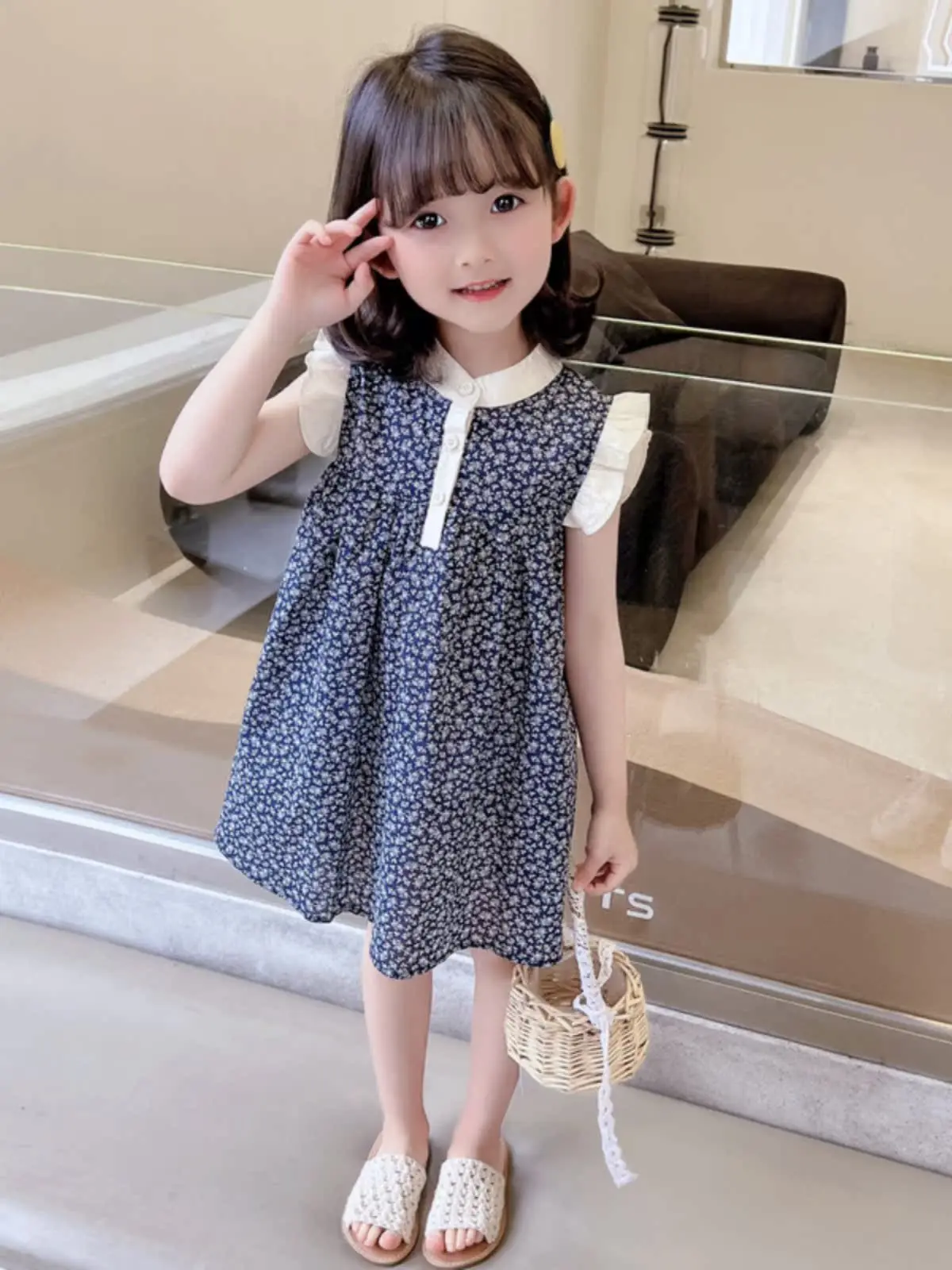 プリンス・スレ 花柄プリント ガールズ ドクター・サマー 新作 韓国版 ベビーガール ドクター コットンブレンド オルト・スヴェ ラウンドネック