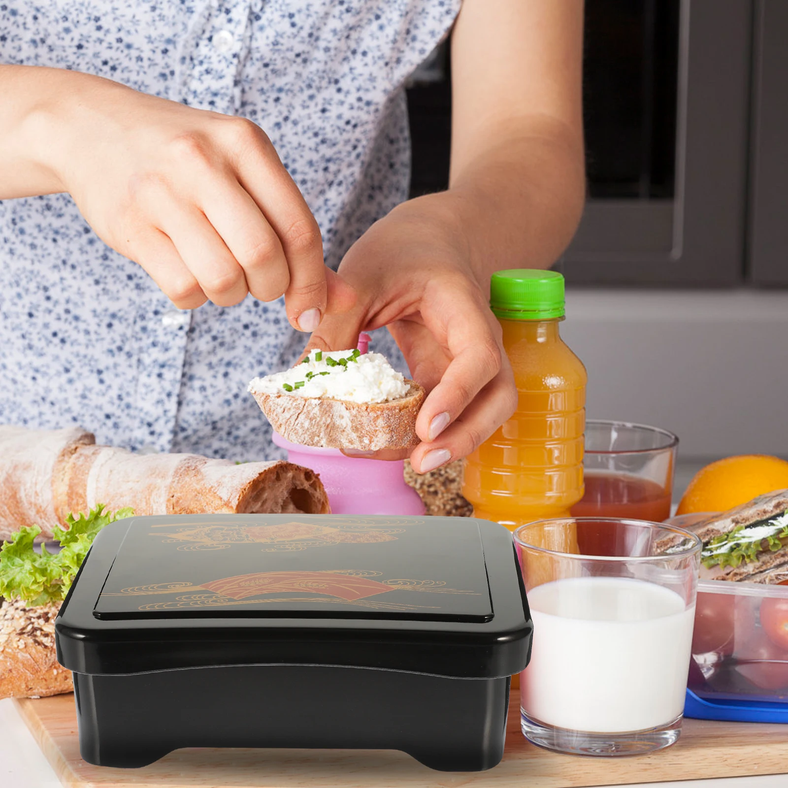 

1Pcs Portable Bento Box Sushi Lunch Container Large Capacity High Quality Material Leakproof Dustproof Reusable for Picnic Work