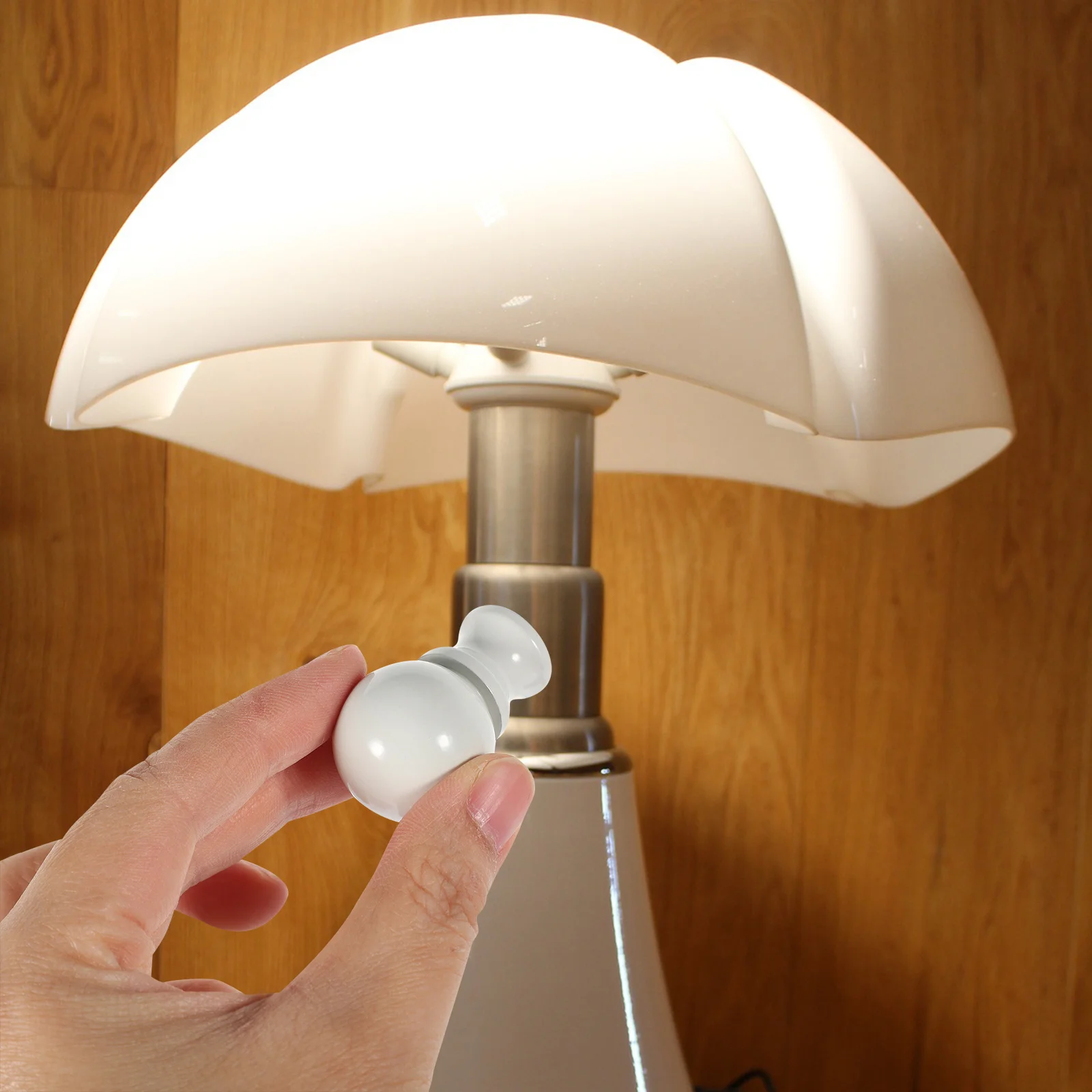 

Durable Metal Lampshade Light Bulb Clip Cap Adapter Head for Home Office DIY Lighting Projects Lamp Shade Holder Cap