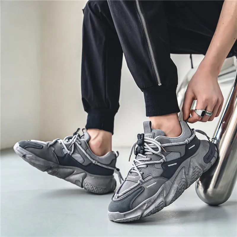 New Fashionable Men's Shoes Soft Sole Lightweight Lace Up Casual Shoes Comfortable Thick Sole Non-slip Running Sneakers