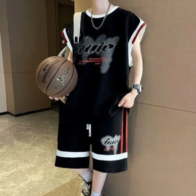 

Men's Summer Hong Kong Style Sleeveless Tank Top 2 Piece Set Loose Fit Casual Teenage Student Outfit Trendy Design