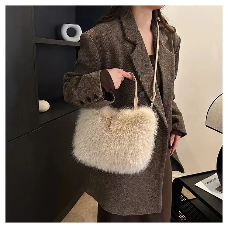 Autumn and winter new imitation fox plush high-value crossbody bag large capacity plush shoulder bag casual women handbag 2024