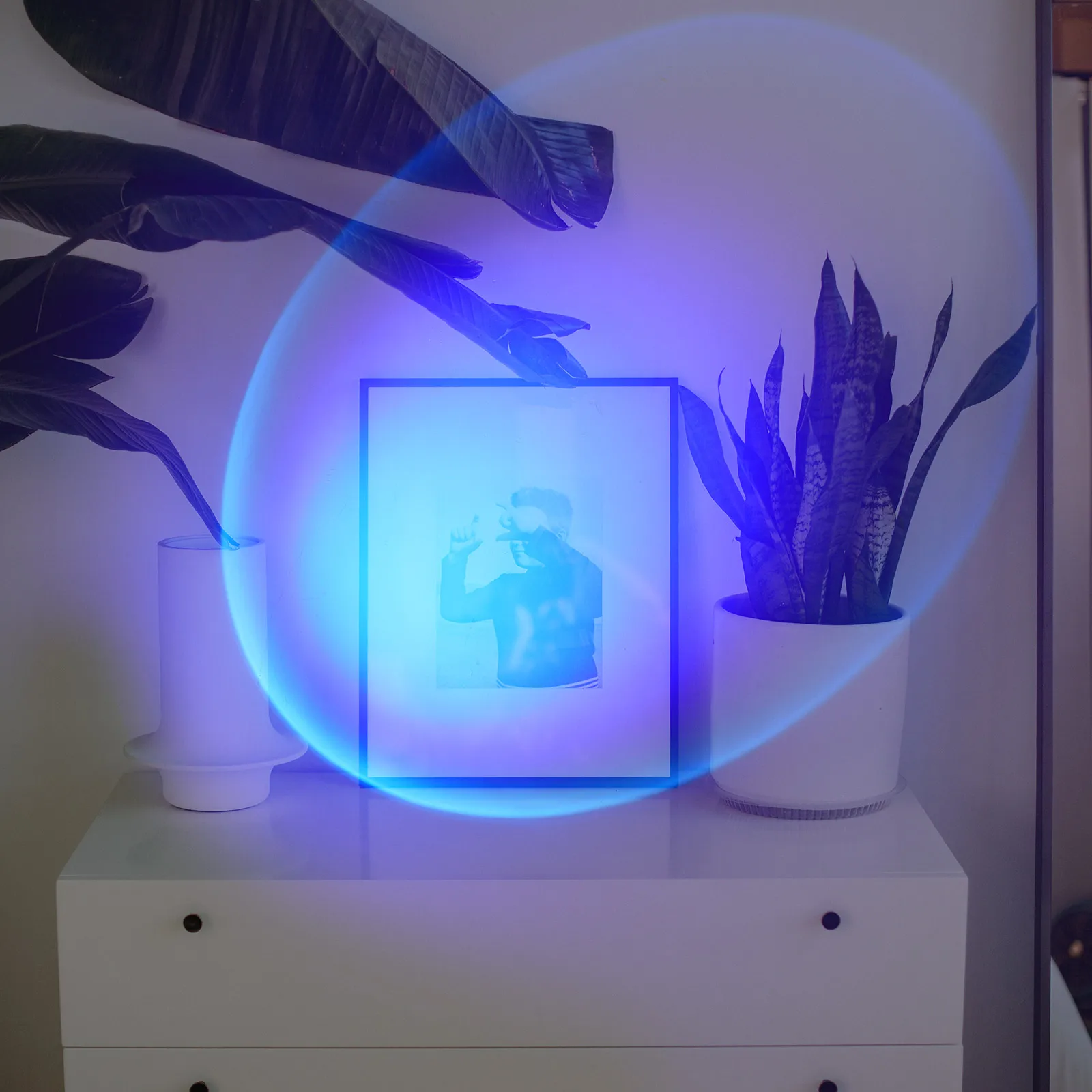 

Mini Robot Shape Sunset Projection Lamp Creative Atmosphere Light Home Vibe Decor Photography Prop Night Projector Table Lamp