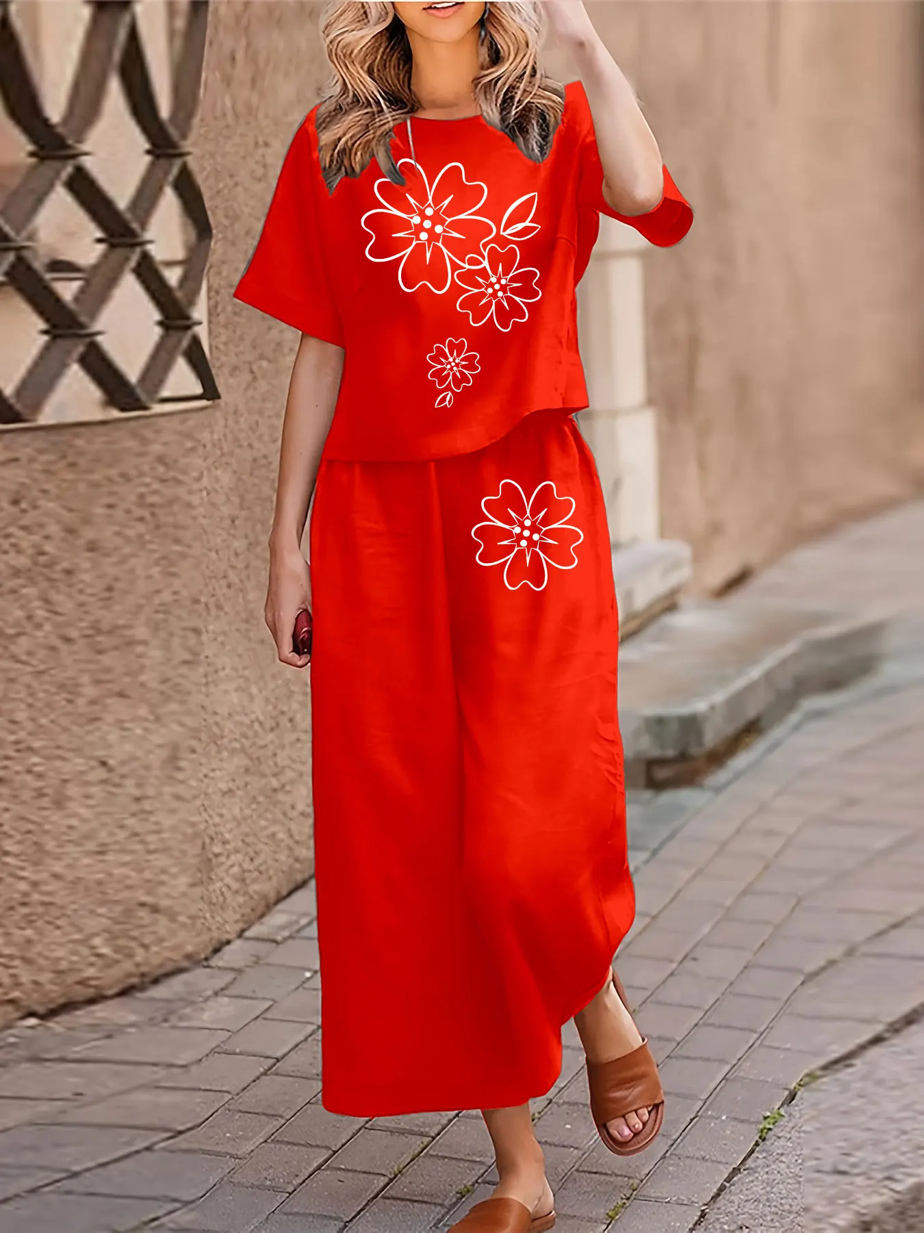 Conjunto informal de dos piezas de talla grande para mujer, traje estampado, camiseta de manga corta, pantalones, conjunto de dos piezas con cuello redondo holgado