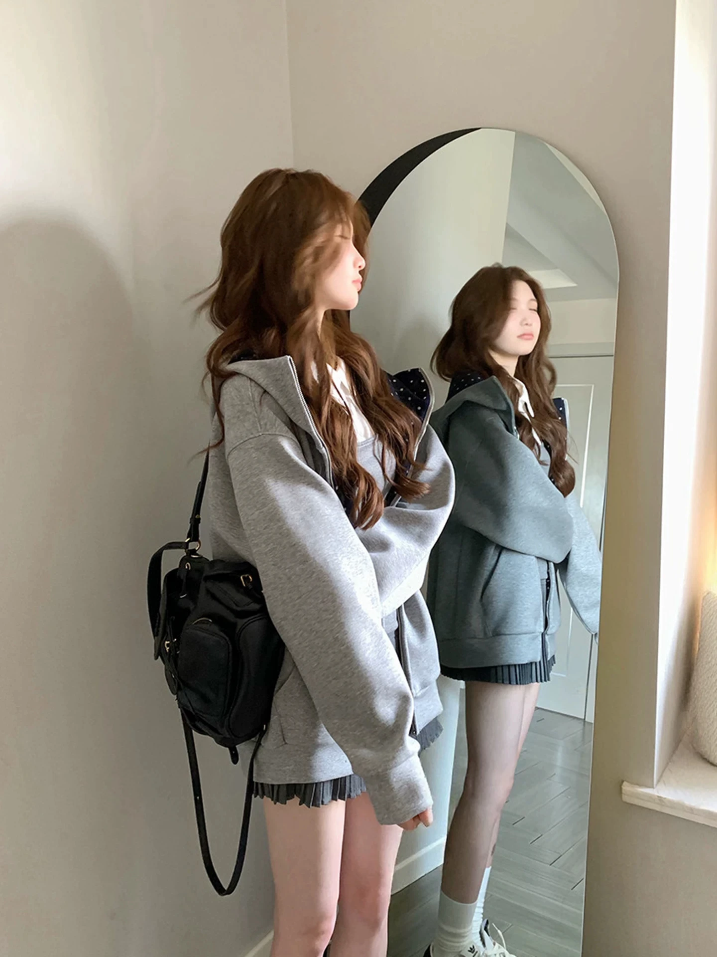 Gray Polka Dot Loose Fit Women's Jacket Autumn 2026 New Style College Windbreaker Hoodie Color Block Commute Style Long Sleeve