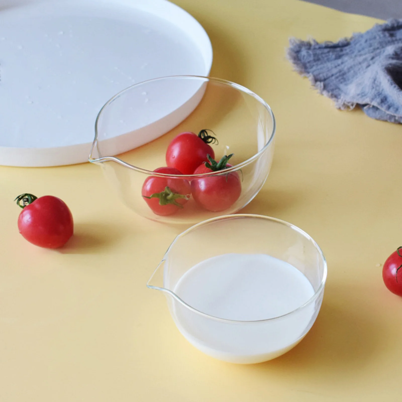 

500ML Heat-Resistant Glass Drainage Mouth Bowl Baking Food Supplement Bowl Household Microwave Transparent Fruit Salad Bowl