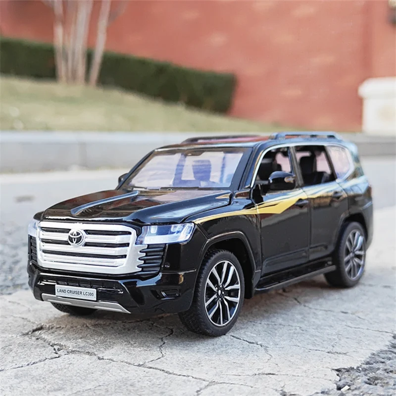 

1/24 Toyota Land Cruiser LC300 SUV Alloy Car Model Diecast Metal Off-road Vehicle Car Model Simulation Sound Light Kids Toy Gift
