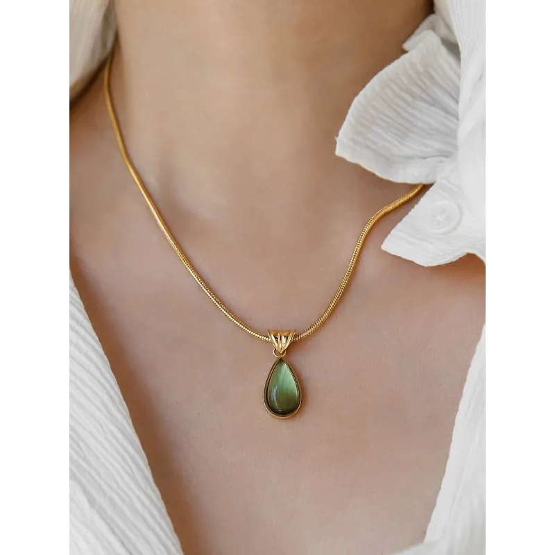 

French Retro Olive Green Blue Water Drop Pendant Necklace Do Not Fade Niche Design For Women Female Party Gift