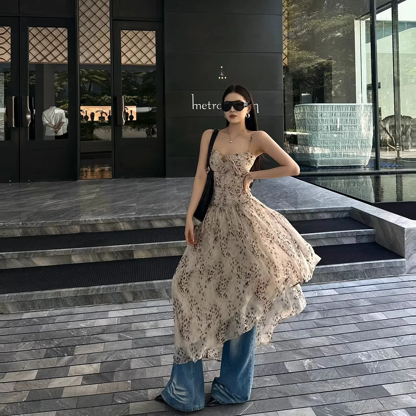 

Long Irregular Hem Leopard Print Suspender Skirt 2026 Summer New Floral Dress