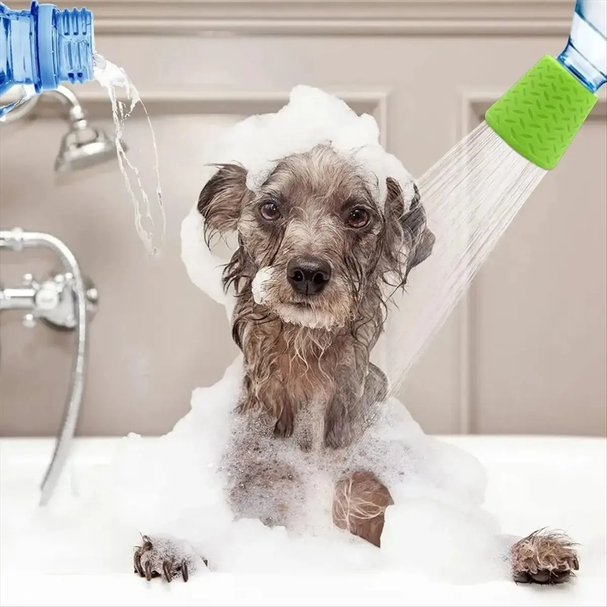 Portable Pet Shower Head for Outdoor Use, Silicone Cat and Dog Cleaning Tool