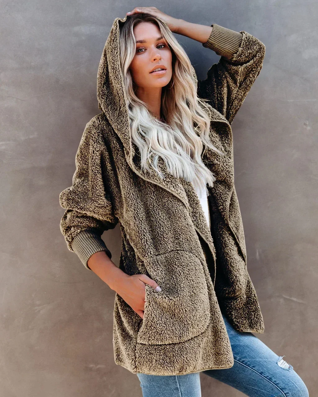 Thicken Women Winter Coat Solid Plush Color Long Sleeves Zipper Cardigan Loose Warm Furry Plush Lady Comfortable Clothing