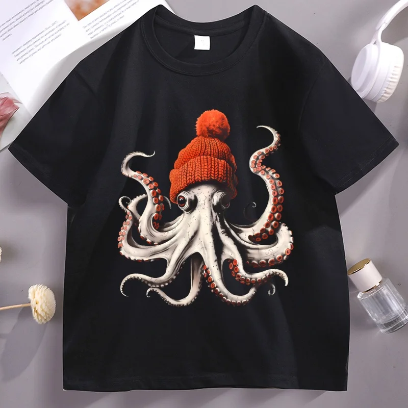 Fun Octopus Wearing a Woolen Hat Retro T-Shirt Unisex 90S Pattern Short-Sleeved Men's T-Shirt Y2K Clothing