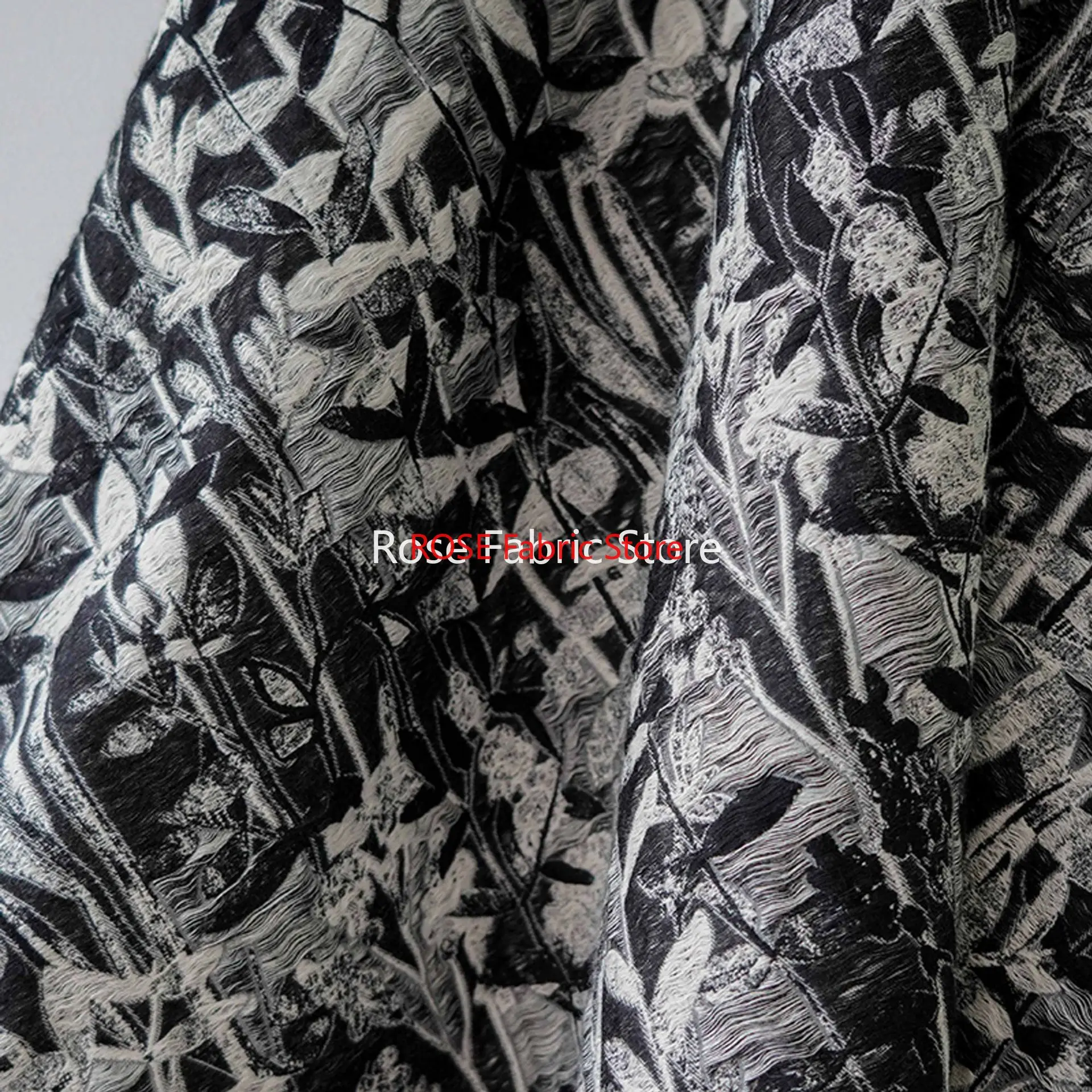 Tessuto jacquard in rilievo 3D doppio lato da 1 metro in bianco e nero con trama floreale, borsa per camicia, tessuto da cucito decorativo