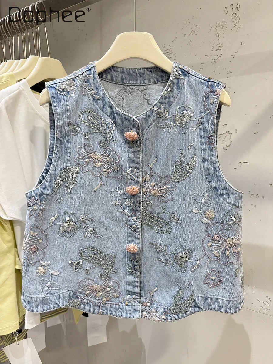 

Новинка Весна 2026: Женский джинсовый жилет в китайском стиле с вышивкой бисером, модный, с круглым вырезом, без рукавов, свободный крой, с пайетками, топ-жилет