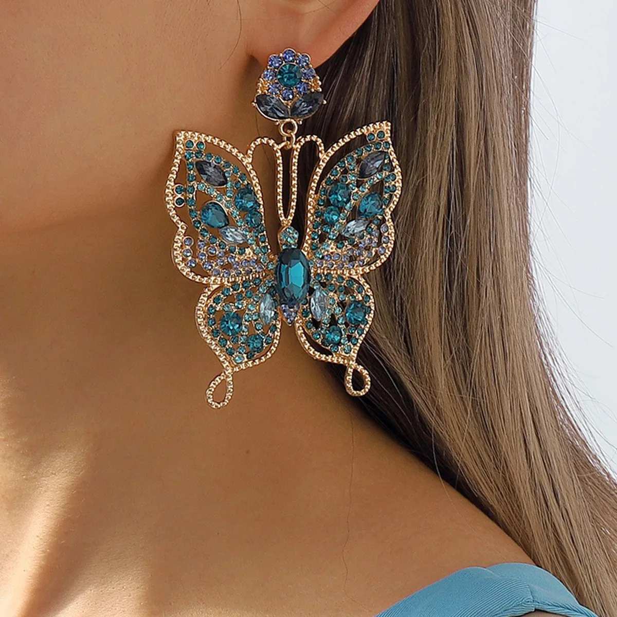 E11376 Medieval court style hollow butterfly earrings, retro exaggerated heavy industry full of diamonds light luxury earrings f