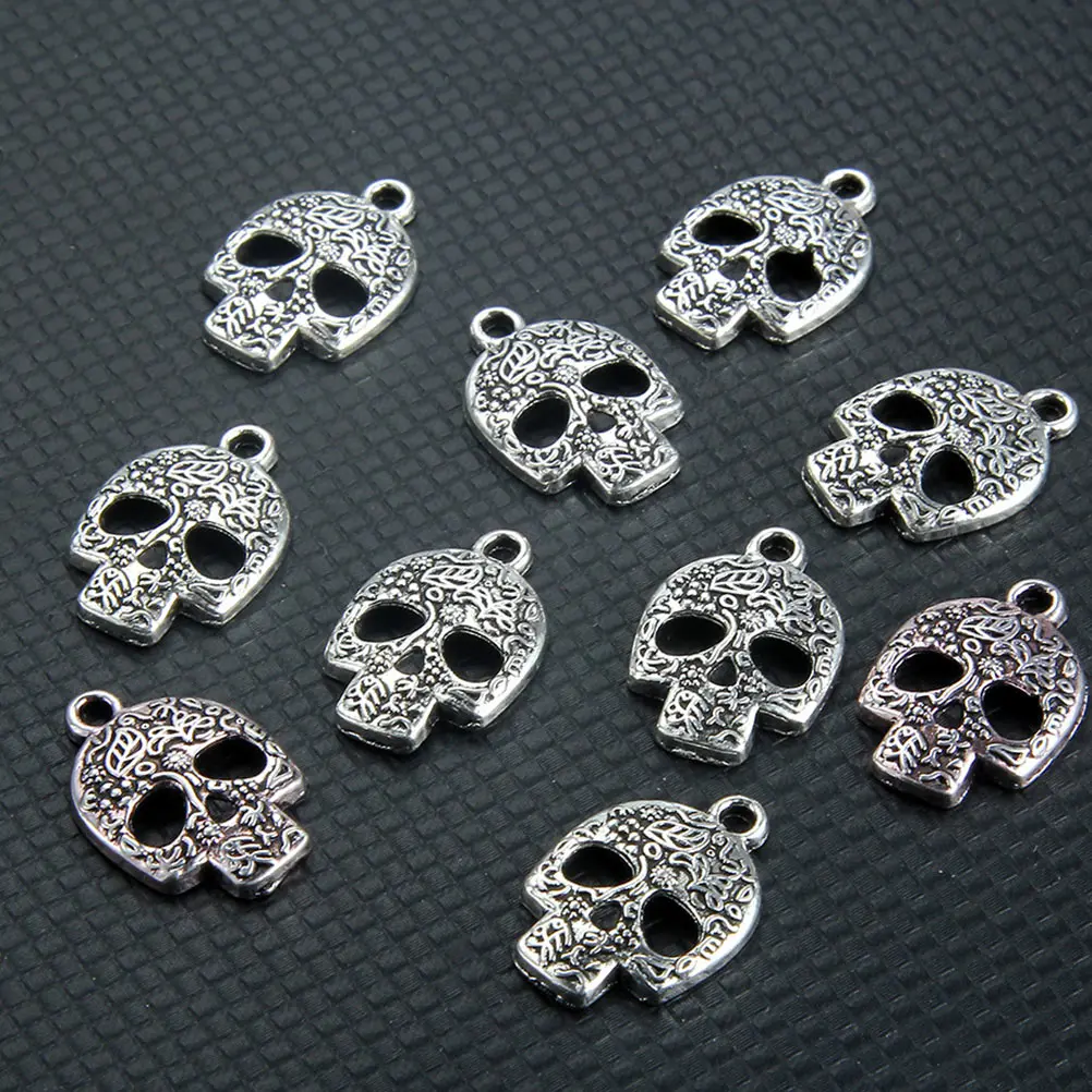 20-teiliger Totenkopf-Anhänger, zarter Schmuck, Halloween, hochglanzpoliertes Zubehör-Design, Legierung, glatte Oberfläche, Punk-Mode