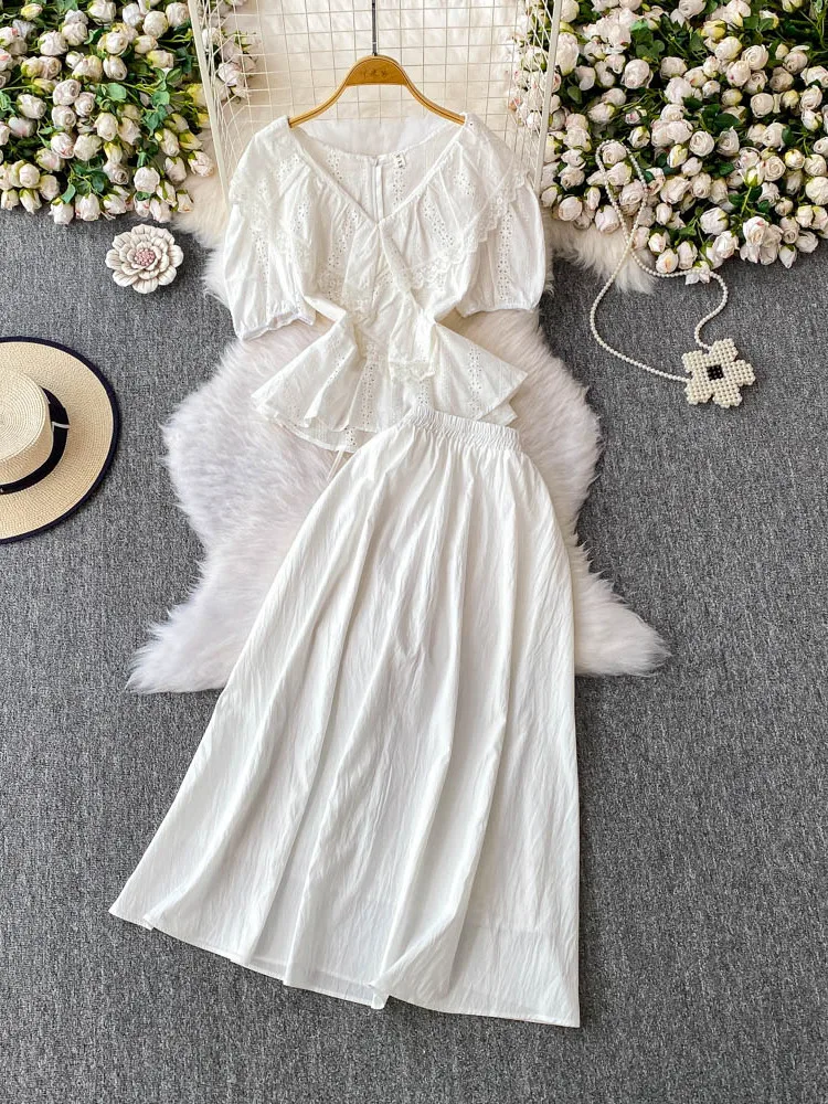 

2025 New Sexy Hollow out V-Ne Bubble Sve irt Waist Skirt Set Women's Faionable Two-Piece Suit Hollow Flower Hook Design