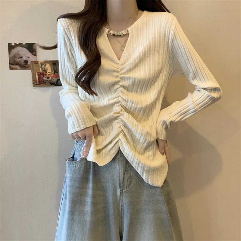 Advanced Design V-neck Knitted Bottom Shirt for Women 2024 New Spring and Autumn Look Thin Unique and Beautiful Small Shirt Top