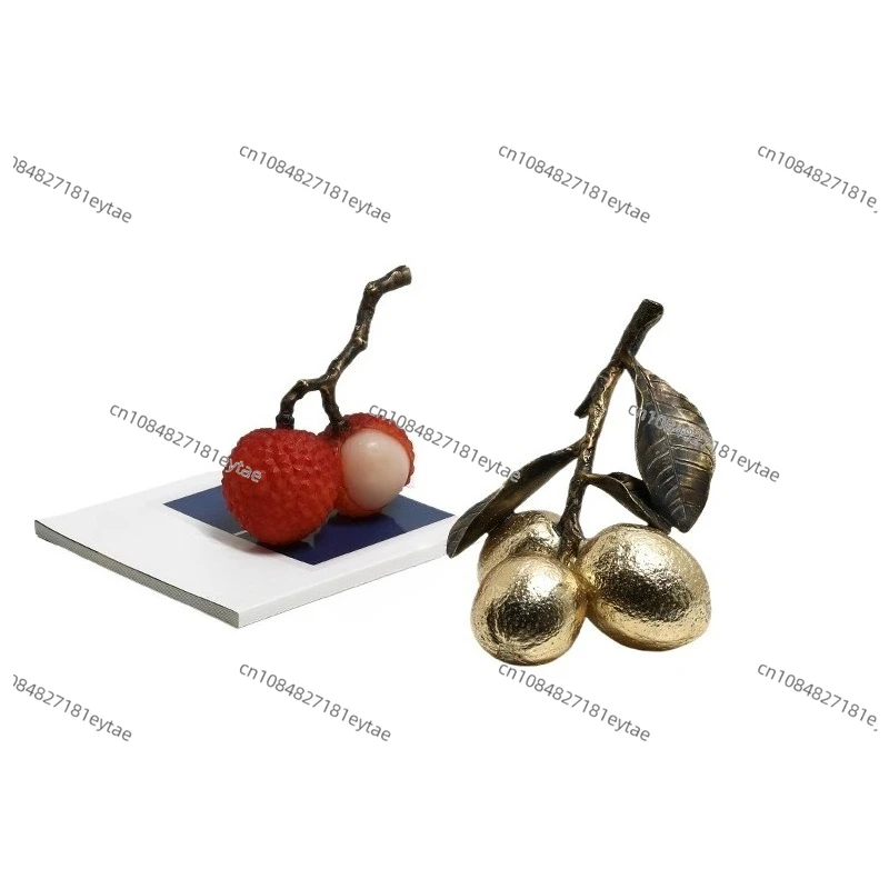 

Золотая фигурка лимона из смолы - Декоративная скульптура личи и фруктов для дома