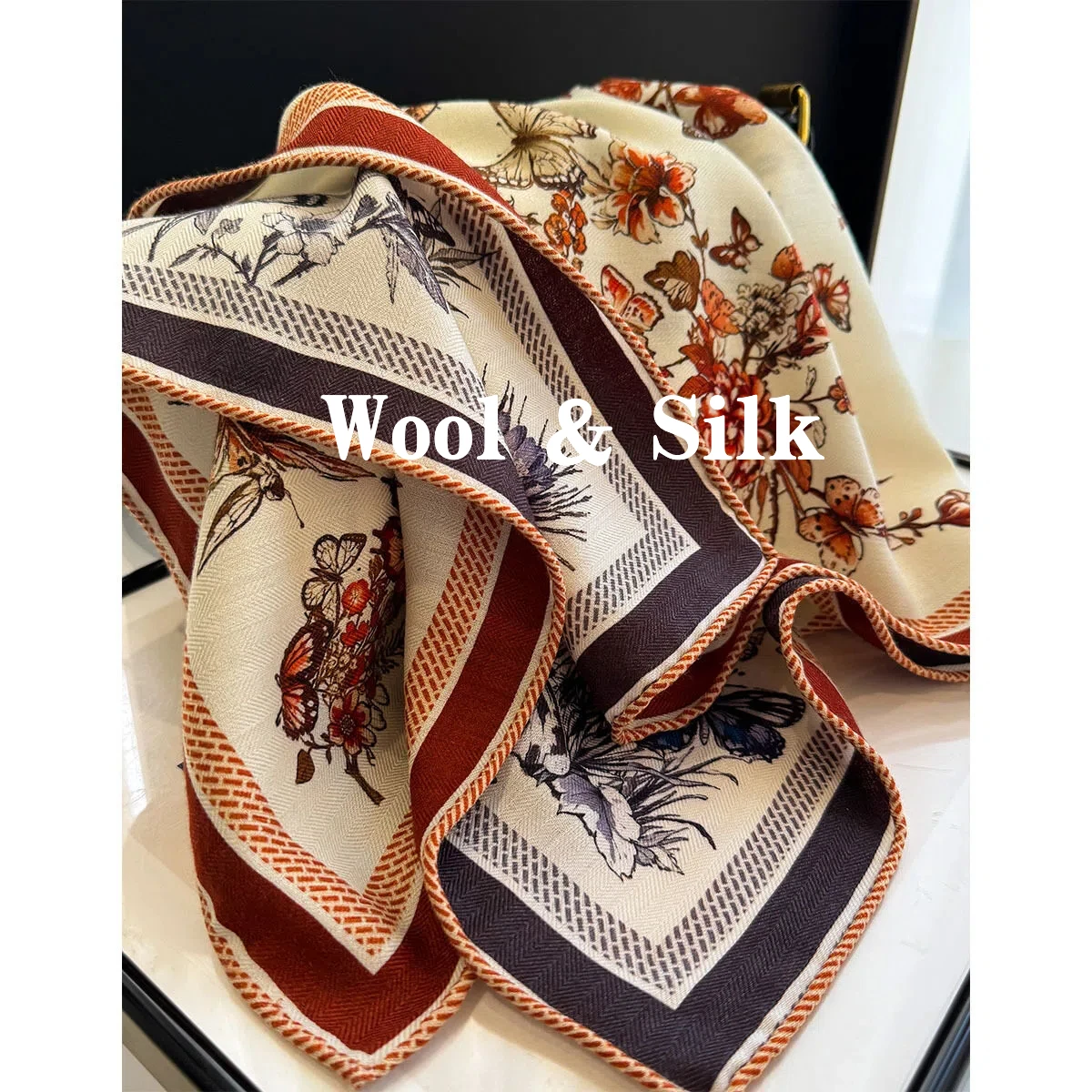 

2026 Luxury brand scarf for women accessories wool silk scarf vintage butterfly print neck scarves muffler women's brand shawl
