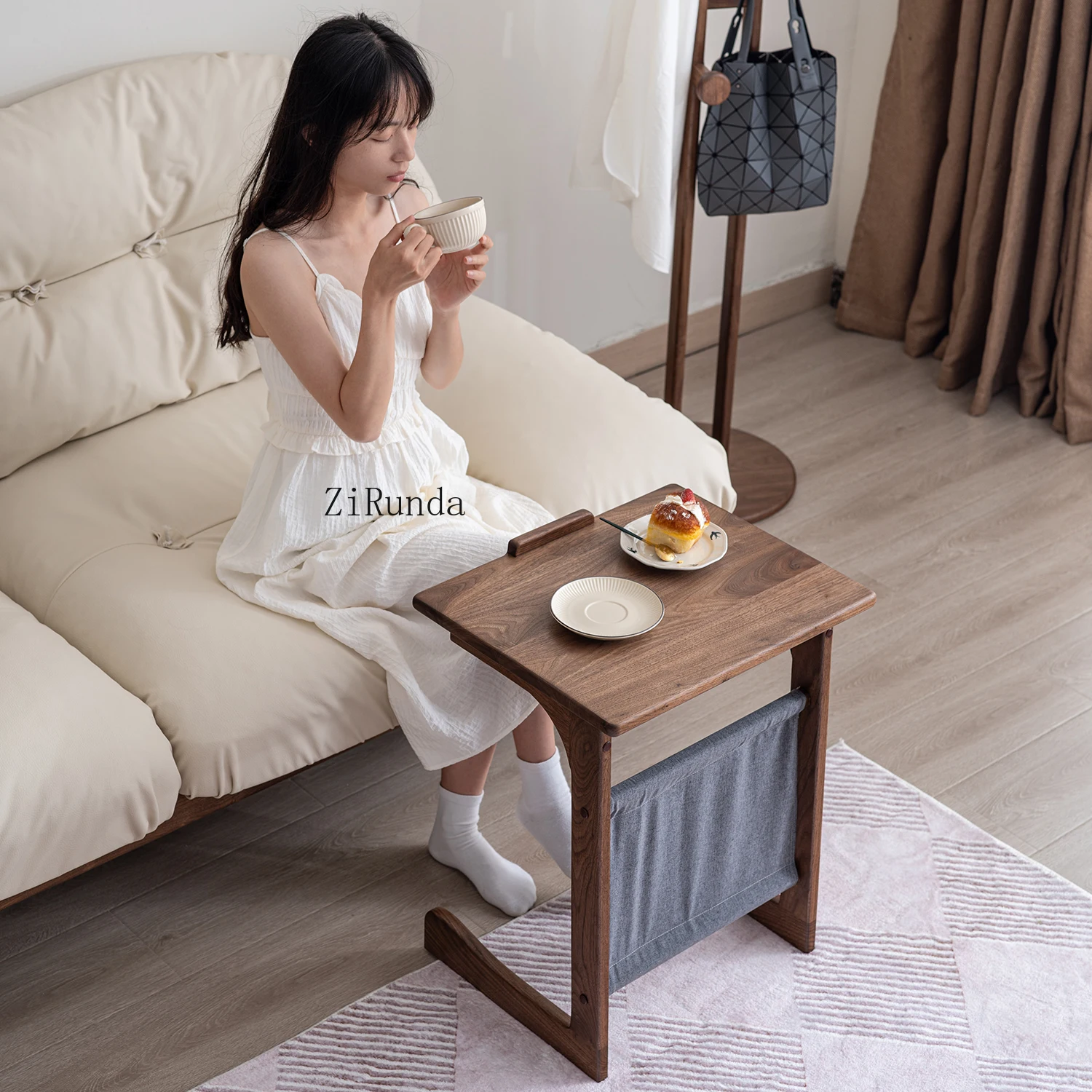 Solid wood sofa side table adjustable sheet music rack bedside computer table Nordic movable