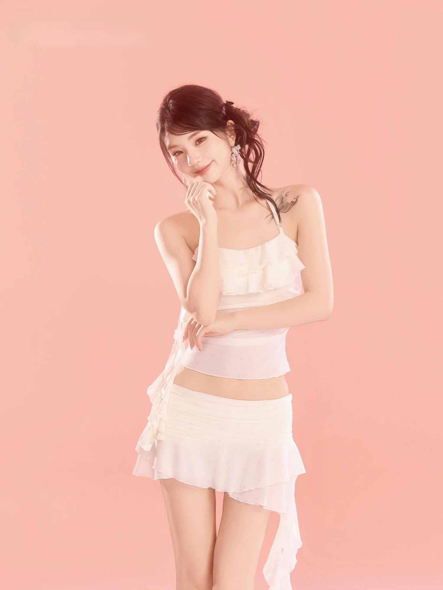 

Unique Beautiful Thai Style Beach Vacation Thong Swimsuit White Sheer Curtain Split Design Women's Sport Fitness Fan Goods