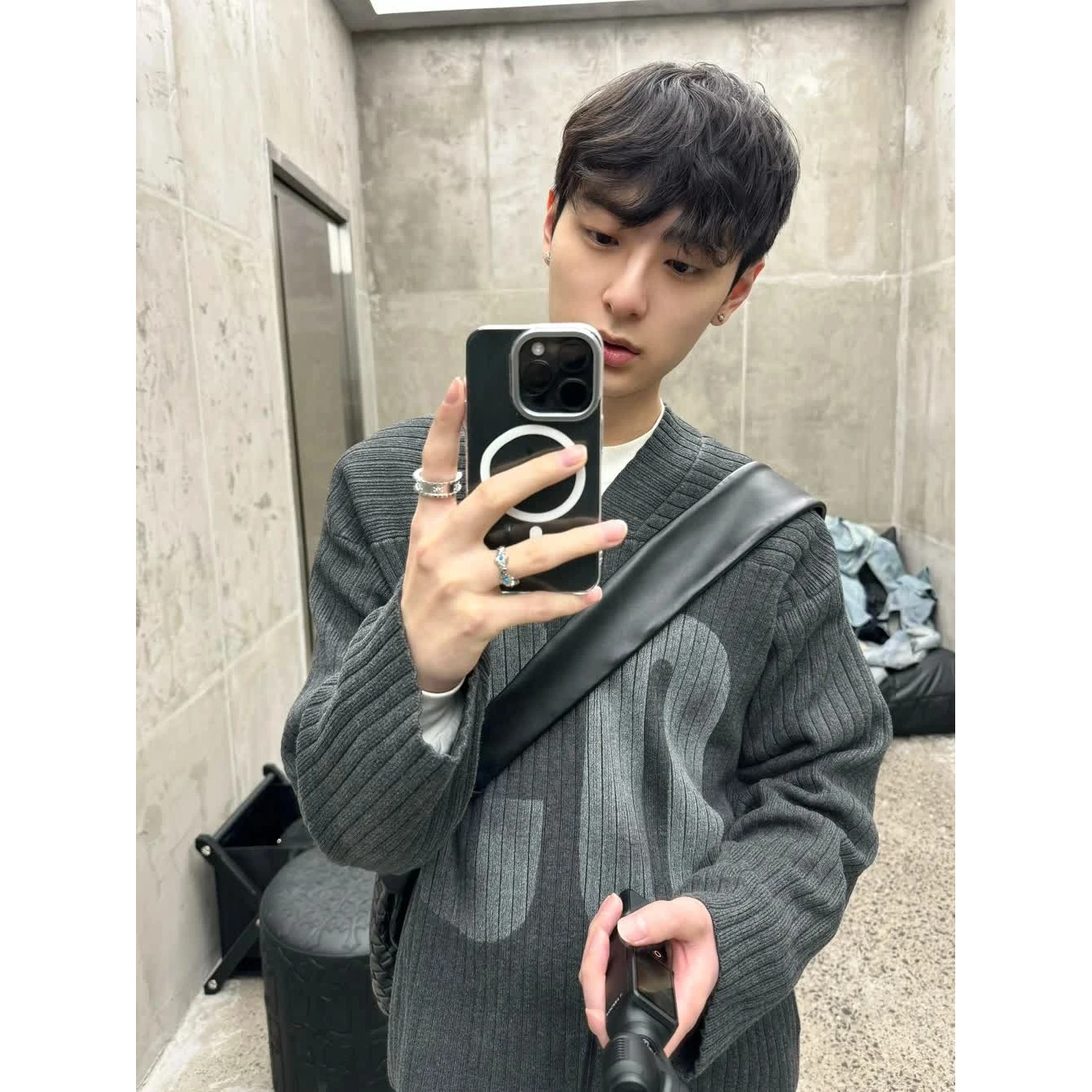 

Свитер Cleanfit в американском ретро-стиле, свободный, спортивный, с V-образным вырезом, вязаный, длинный рукав, не скатывается, повседневный, теплый, из полиэфирного волокна