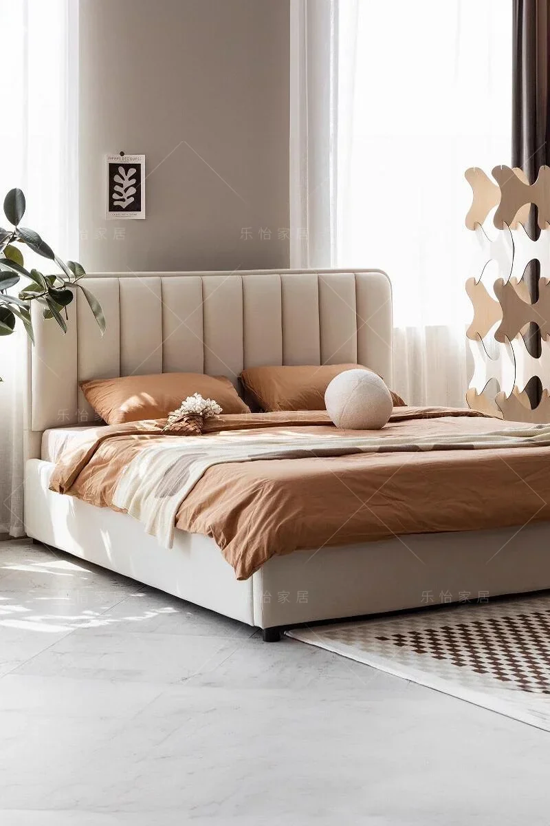 French Cream Style Fabric Bed Nordic Small Apartment Soft Bag Double Princess Bed Light Luxury Modern Minimalist