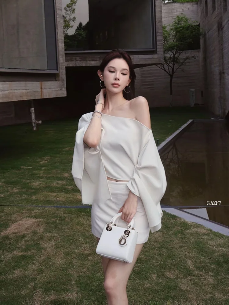 

Elegant One-Shoulder Long-Sleeve Women's Summer Fashion Set with Wrap-Around Skirt And Slimming Effect for plus Size Ladies