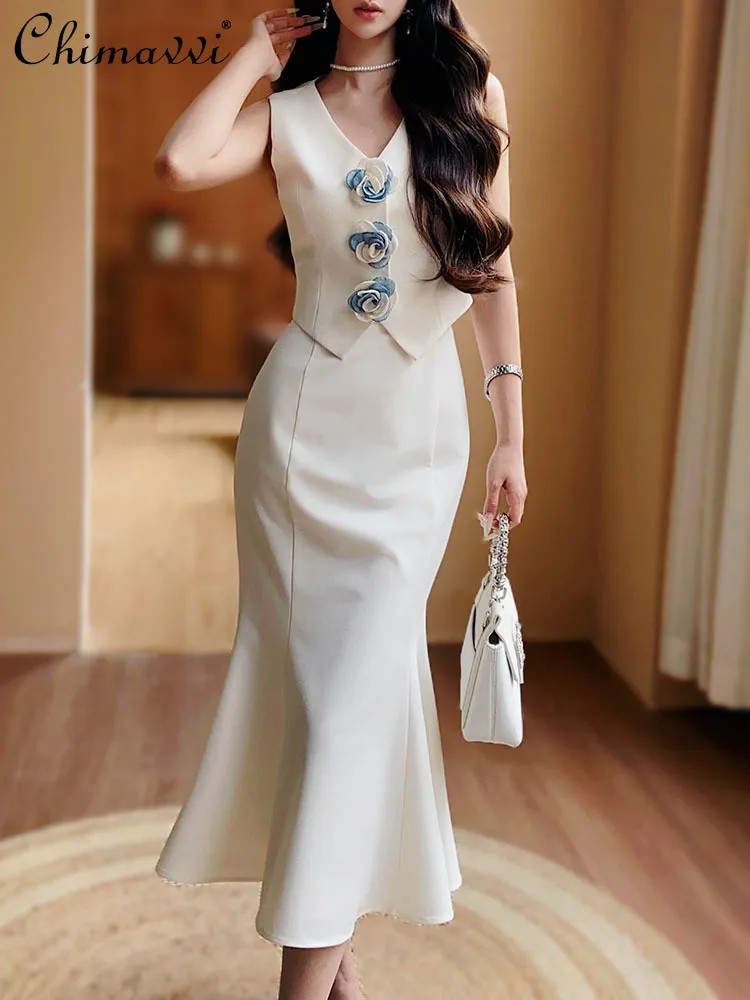 

French Elegant Office Lady Suit 3D Flower V-neck Sleeveless Top High Waist Tight Sheath Fishtail Skirt Two-Piece Set for Women