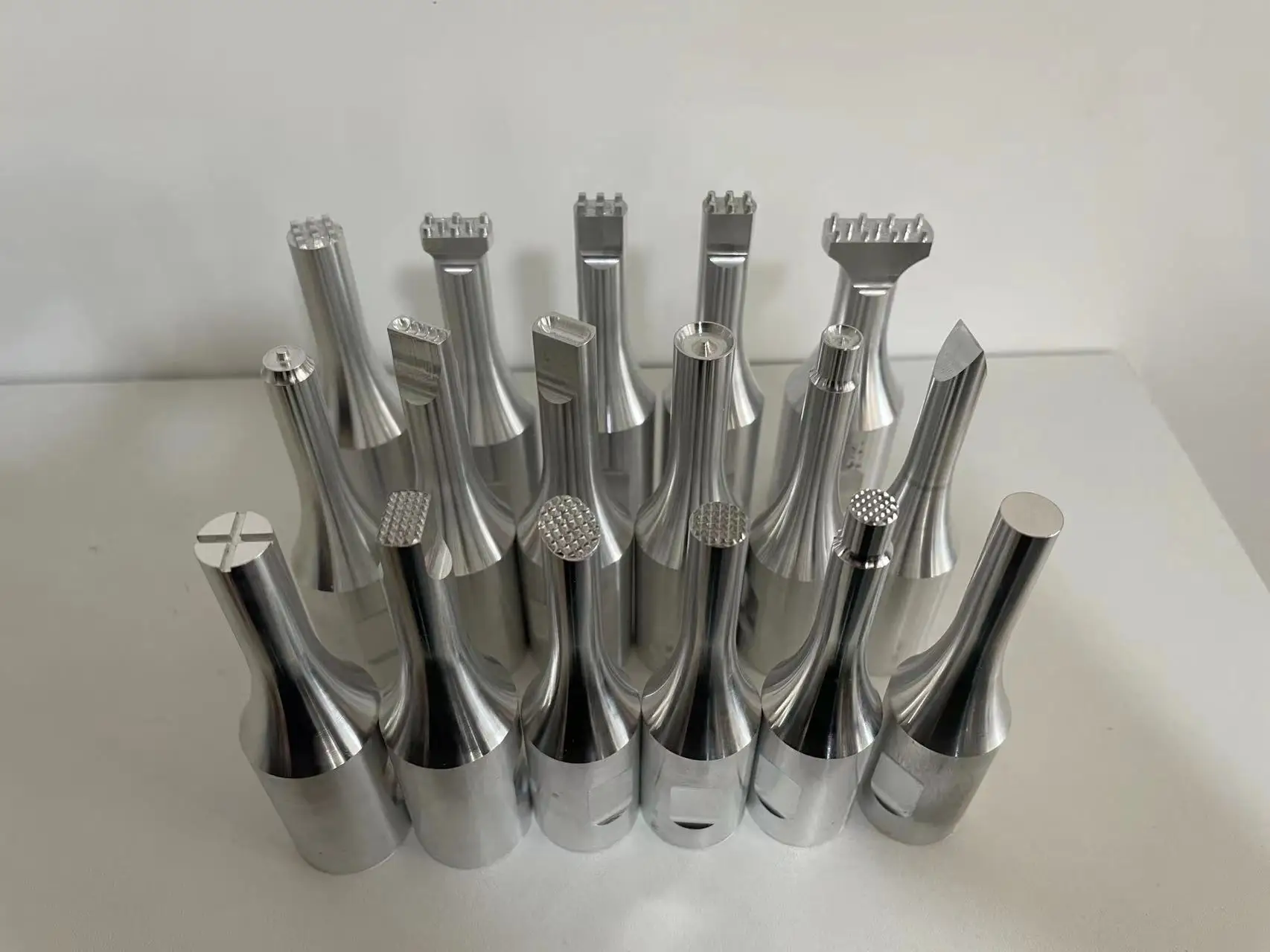 Pneumatic Ultrasonic Plastic spot Welding Machine 700W 110V/220V Pneumatic Welding Equipment car body repair