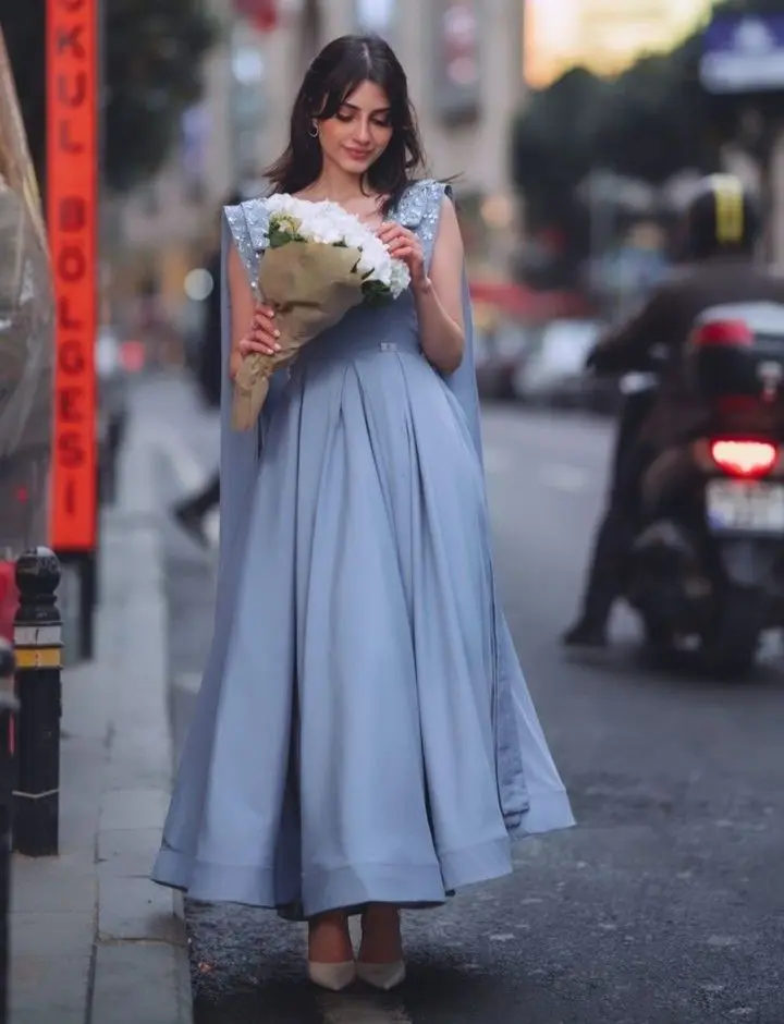 Sprookjesachtige A-lijn op maat gemaakte stoffige blauwe vierkante hals mouwloze galajurken Staaflijst Enkellange feestjurk voor speciale gelegenheden
