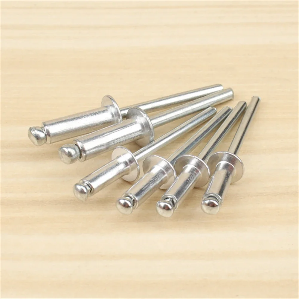 

Алюминиевые заклепки Твердые плоские заклепки с круглой головкой и открытым сердечником Алюминиевые крепления Ручные заклепки для обслуживания