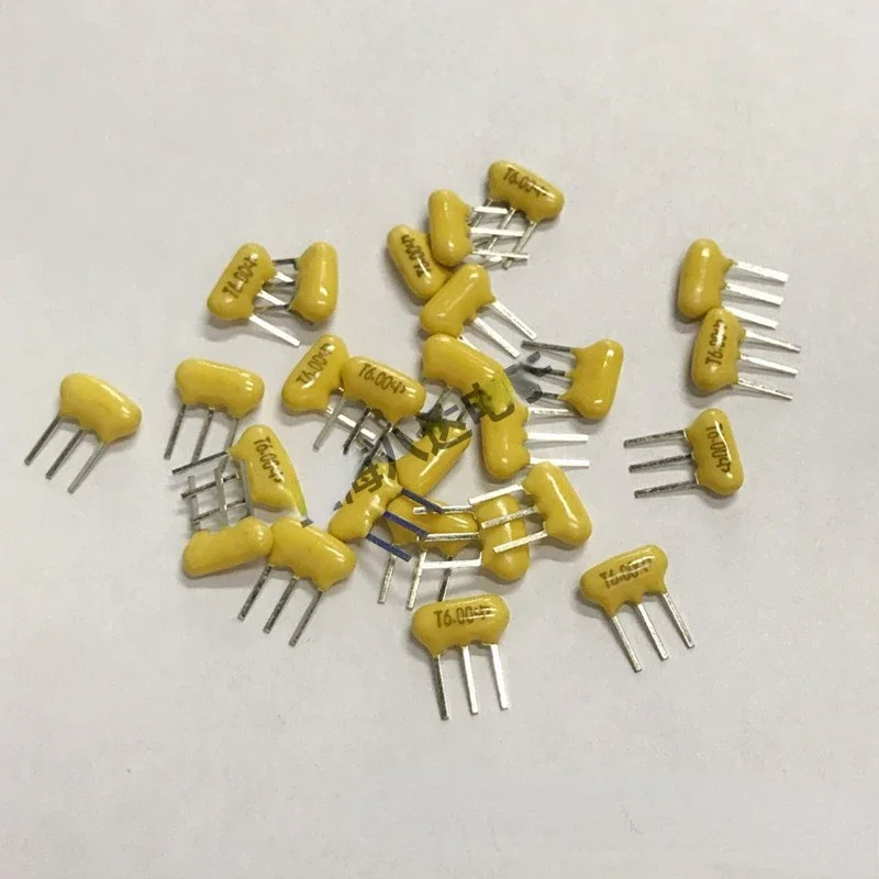 100Pcs 6M Crystal Oscillator 6M Ceramic  3  2 Feet In-line Yellow