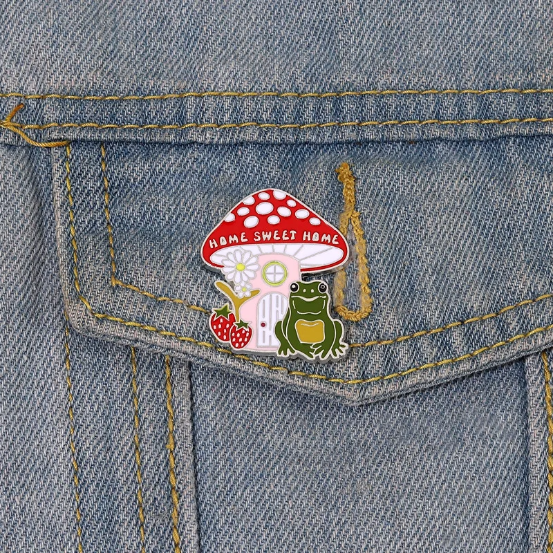 Cute Mushroon Frog Strawberry Enamel Pins Cartoon Animal Badge Metal Brooch for Clothes Backpack Accessorie Lapel Pin for Friend