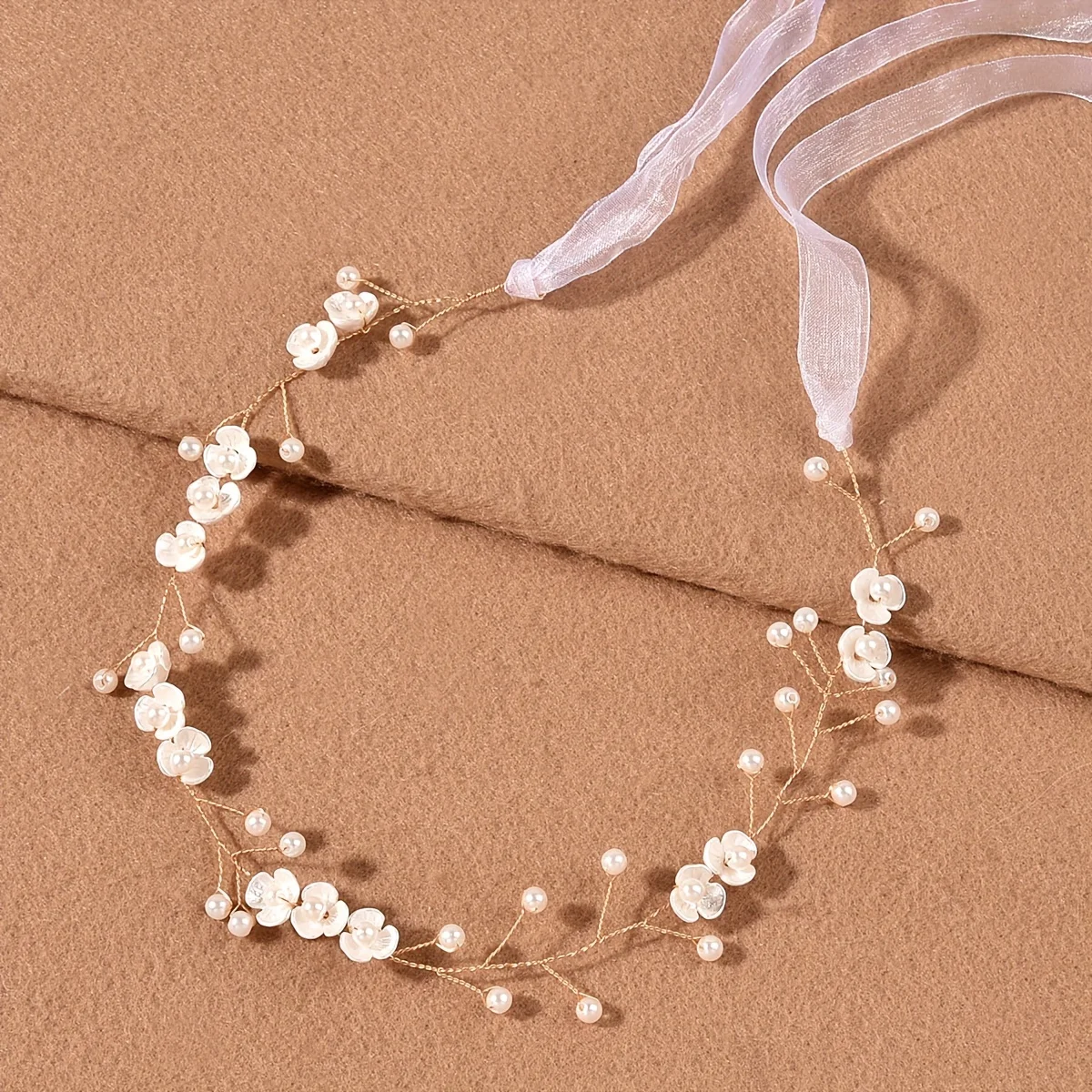 Tiara de Cabelo Artesanal com Pérolas e Flores, Acessório de Cabelo para Noivas e Casamentos, Joia de Cabelo