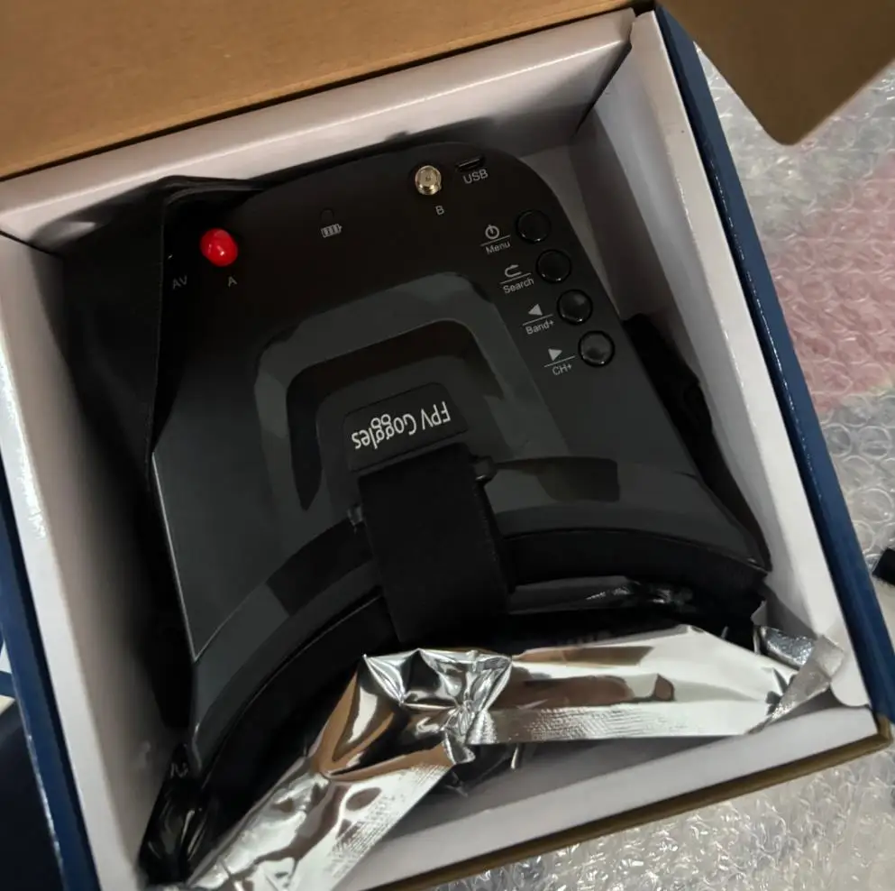 

VR009 5.8G FPV-очки 40CH с 3-дюймовым экраном 480x320, видеогарнитура HD DVR Diversity для FPV-дронов и аксессуаров