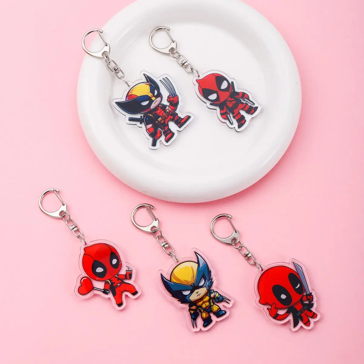 

Anime Wolverine And Deadpool Acrylic keychain accessaries Forger Cartoon Bag Pendant cute bag charm Keyring Friends Fans Gifts