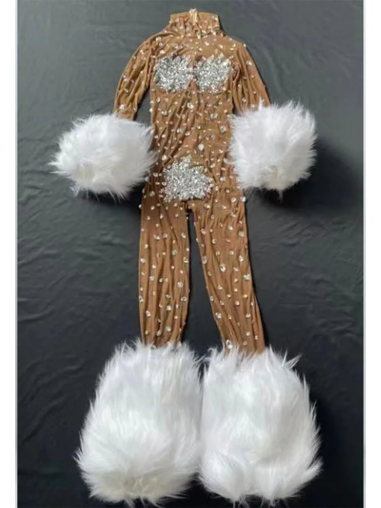 Wysokiej jakości pluszowy kombinezon z kryształkami 2024, nowa moda, niestandardowa odzież damska