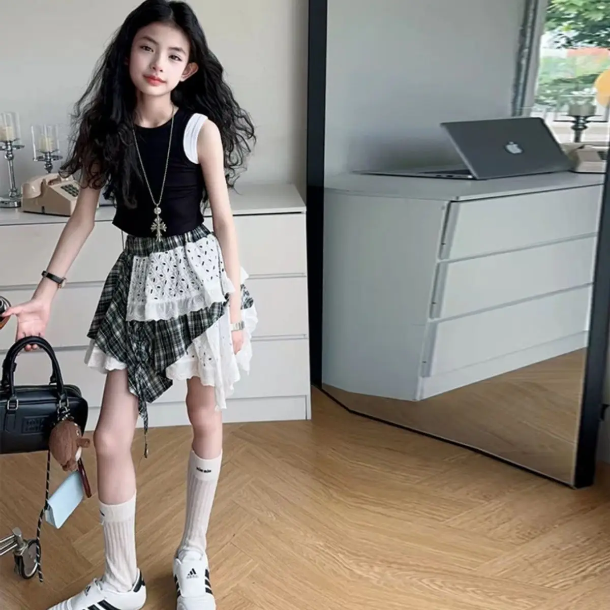 2026 New Girls' Summer Outfit Set Trendy Asymmetrical Mini Skirt Short Sleeve Top Combo Lightweight Streetwear Ready