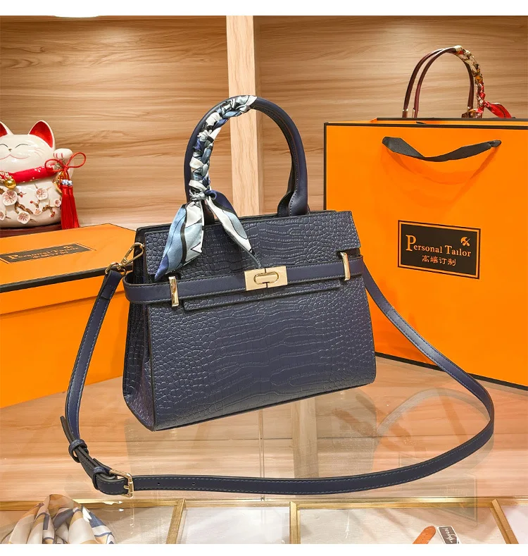 High -quality crocodile pattern lady handbag new classic designer bag bride wedding bag