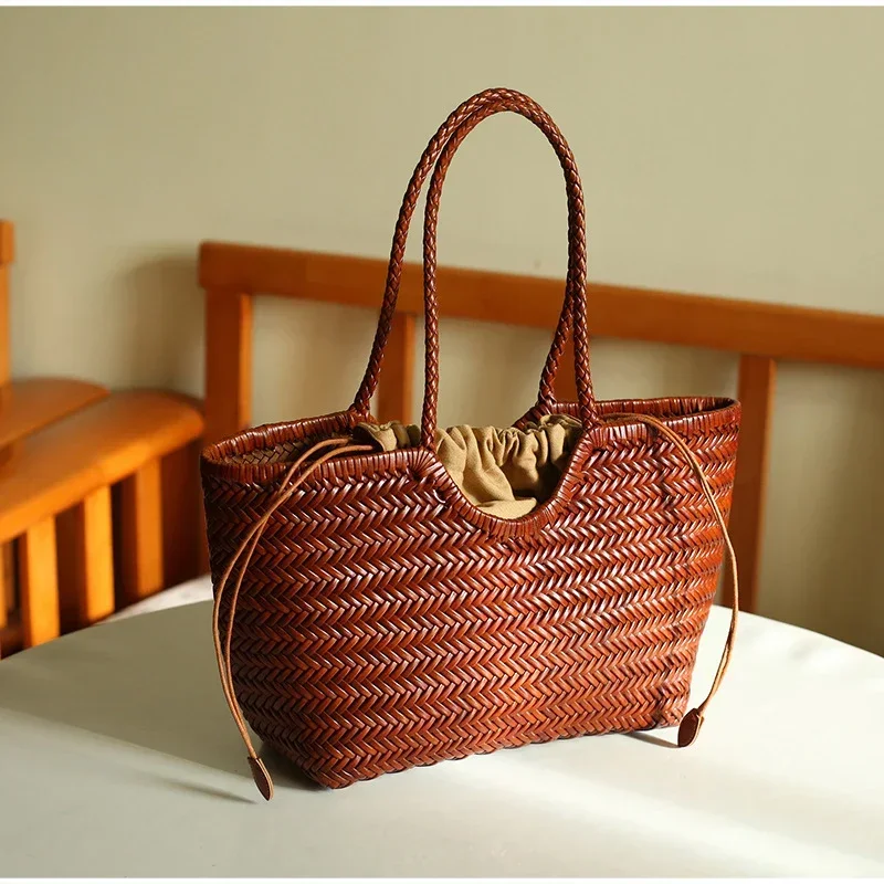 Rattan-Geflecht-Shopper-Korb-Tragetasche für Damen, französische Vintage-Handgewebte Schultertasche, große Strand- und Urlaubshandtasche – Detail 18