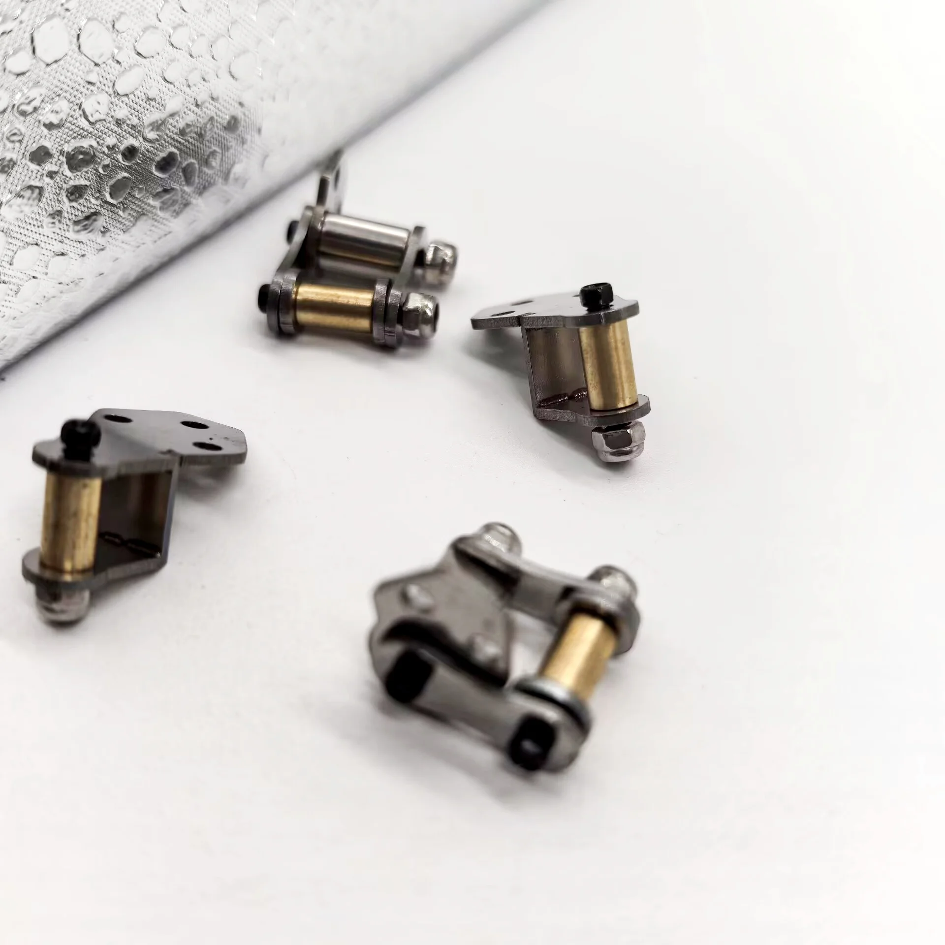 

Передняя ось с усиленной подвеской для радиоуправляемых моделей 1/14, совместимая с самосвалами Tamiya, Scania, MAN Actros, Tripper Truck, запчасти для самостоятельной сборки